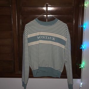 Montauk comfy blue striped sweater!! 🥏